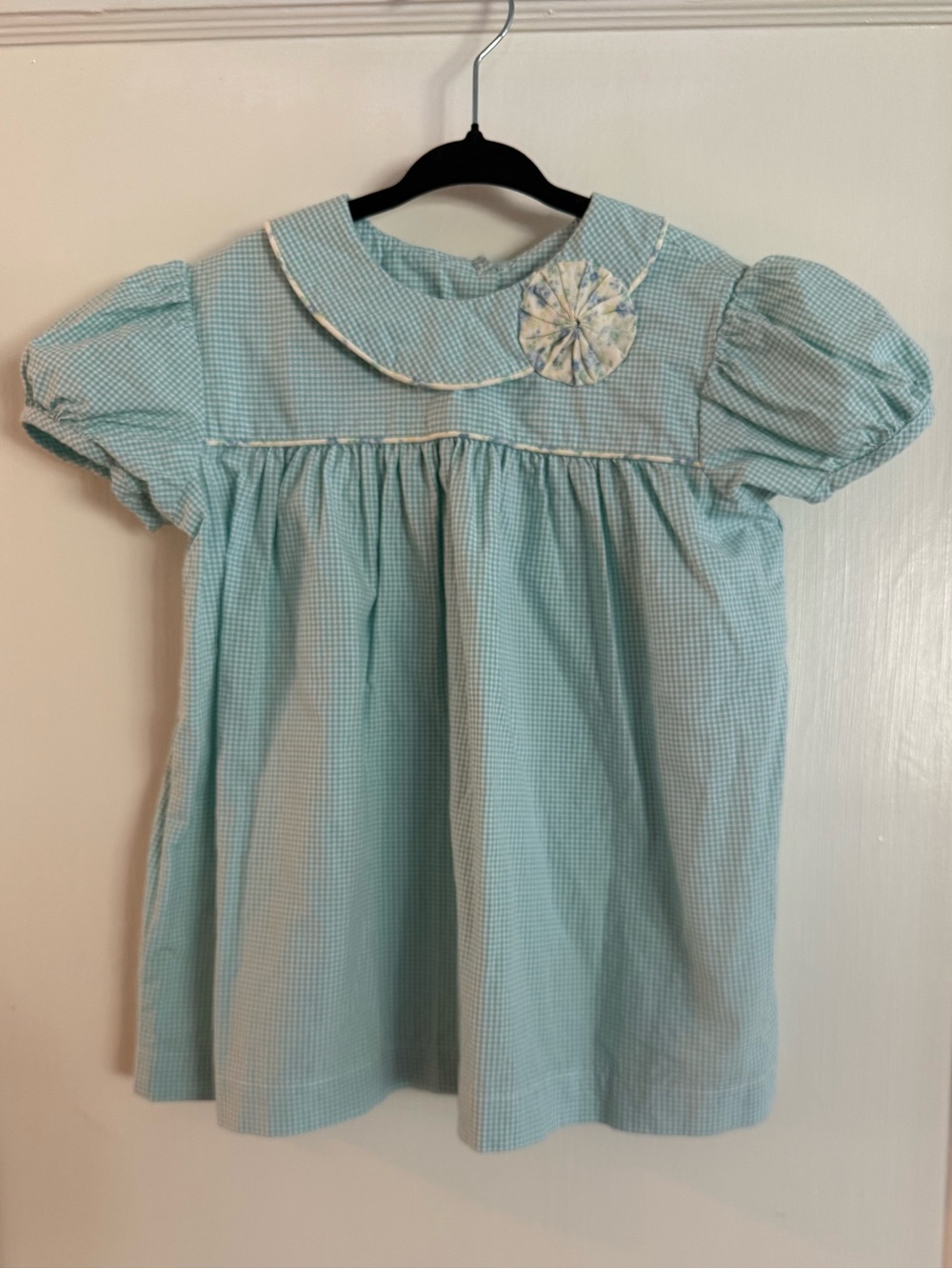 Classic Light green Gingham Girls' Puff Sleeve blouse Top.